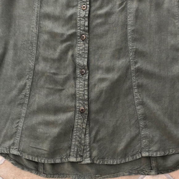 Cotton Express khaki button up top - Picture 4 of 13